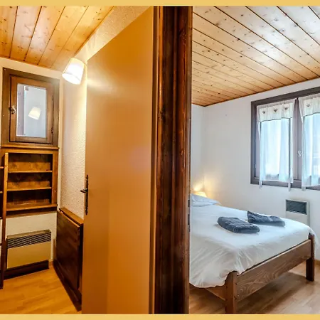 L'aiguille De I Les Praz *