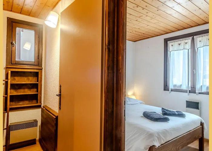 L'aiguille De I Les Praz *